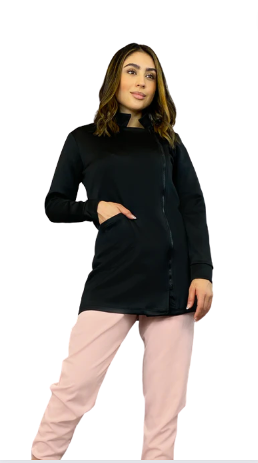 Black Coat cierre